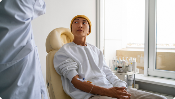 رجل مريض بالمستشفى